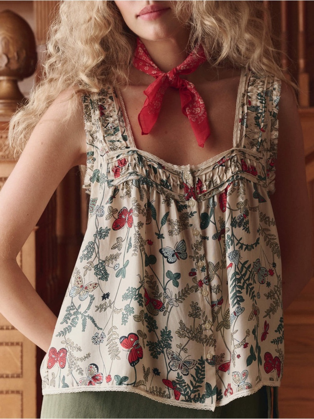 BNWT The Great Victorian Pleat Tank in Floating Butterfly